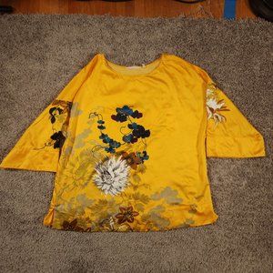 Soft Surroundings Blouse Medium Yellow Gold Floral Wide Sleeve Silky Pullover
